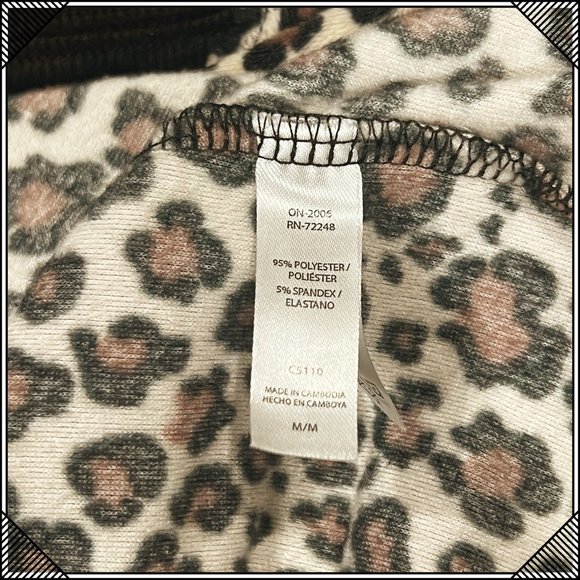 FELINA Velour/Fleece Cheetah Print Pajama Set - Size M - Picture 9 of 11
